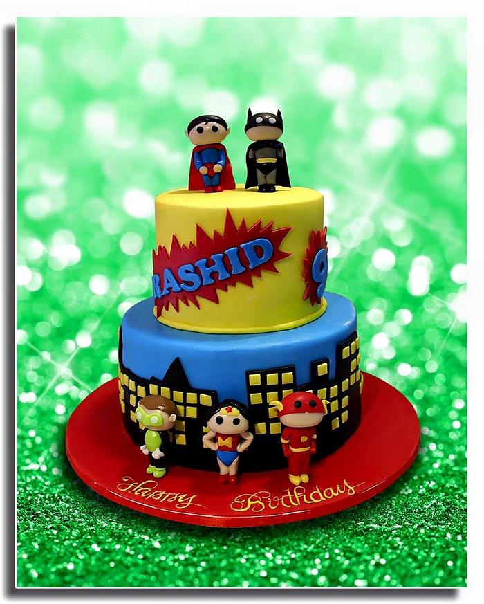Baby superheroes cake
