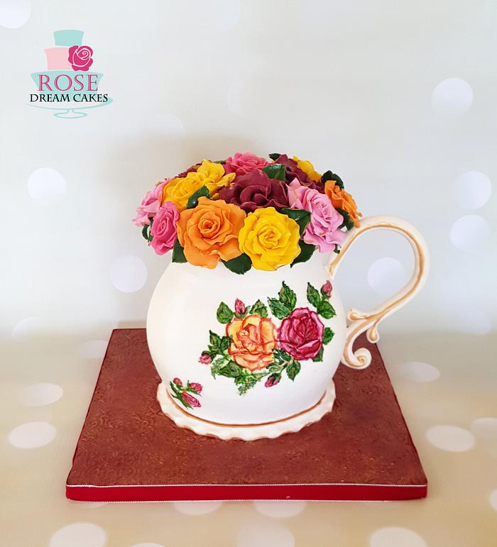 Old Country Roses Vase Cake