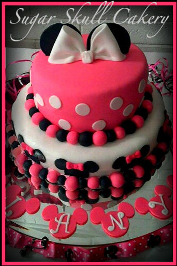 Minnie Mouse Cake for Alanys...