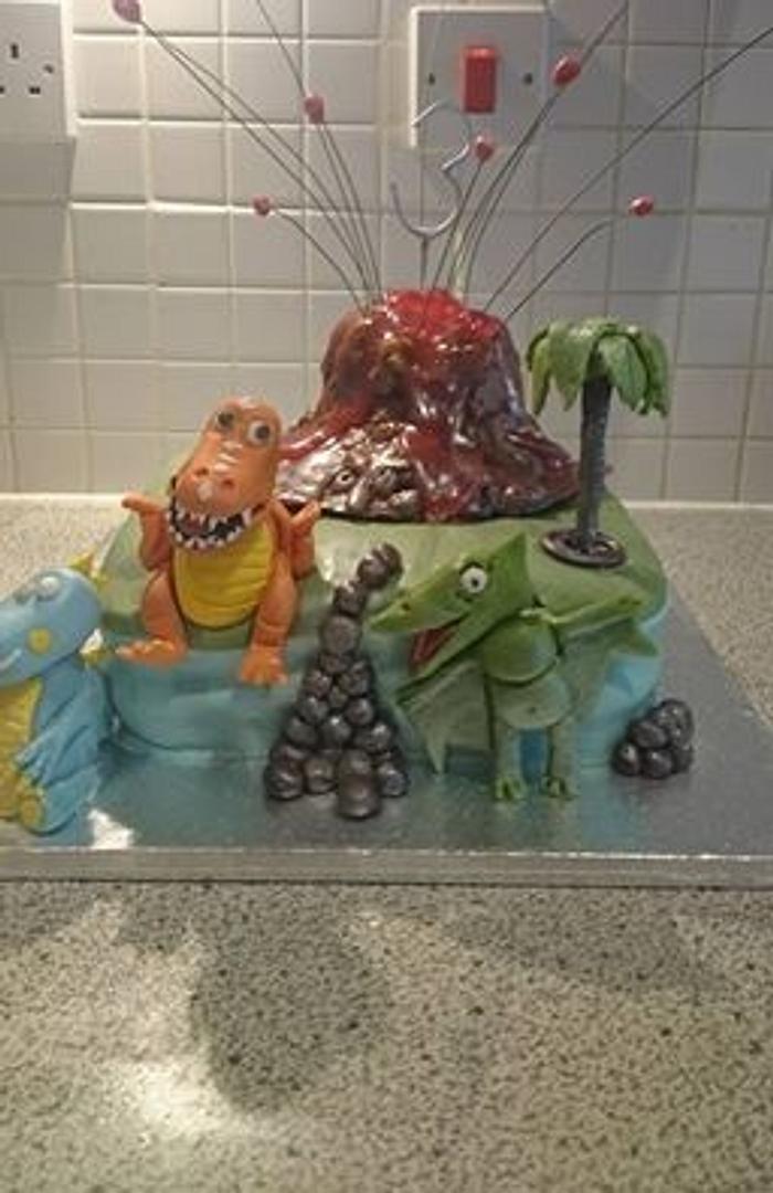 DIno cake 