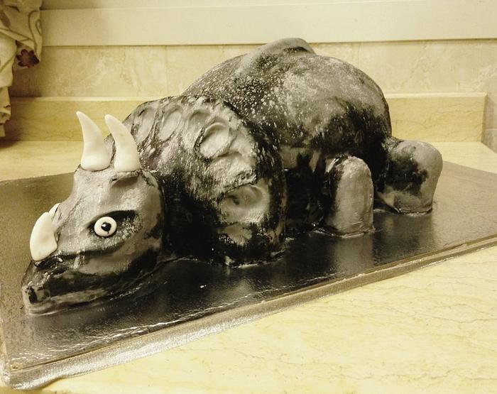 3D Triceratops Dinosaur Cake