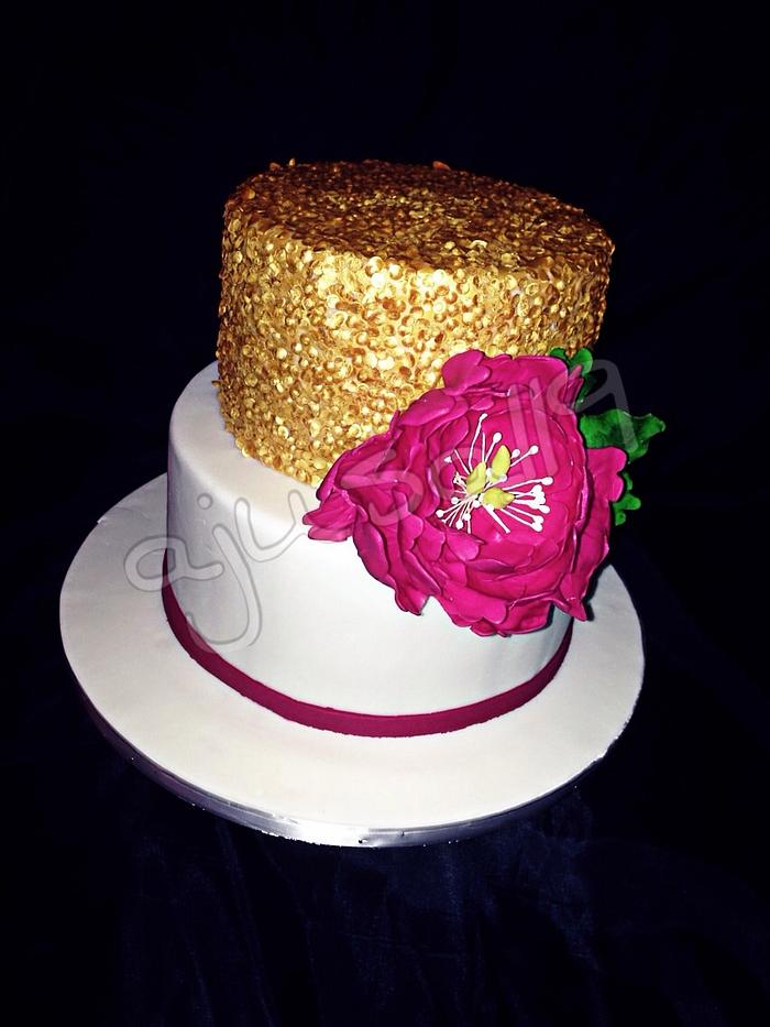 Gold sequins cake