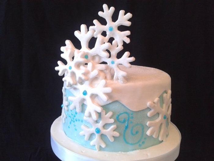Snowflake and Reindeer Cake