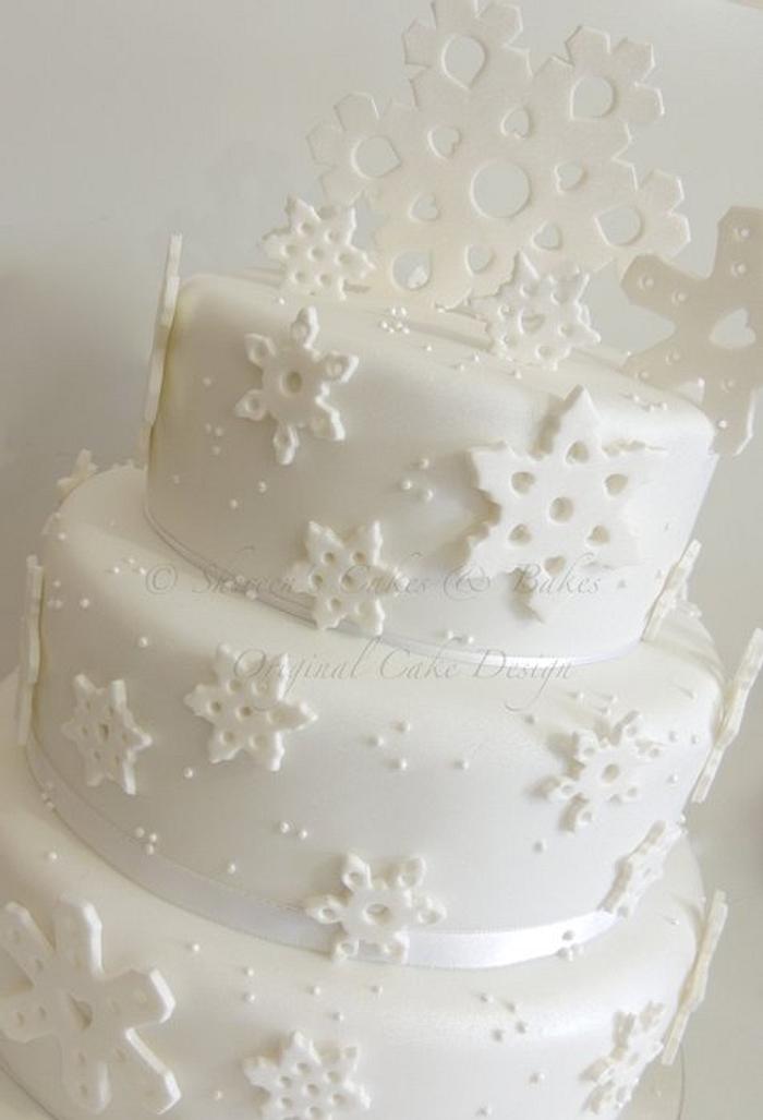 Snowflake wedding cake