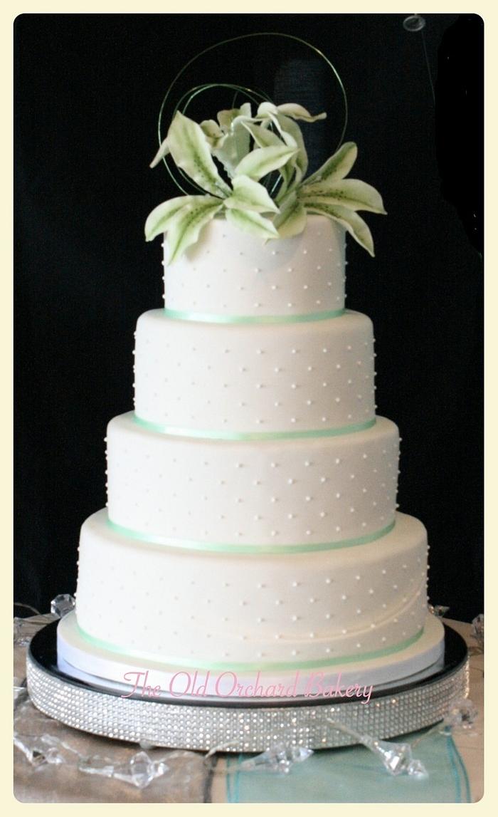 Lily Wedding Cake