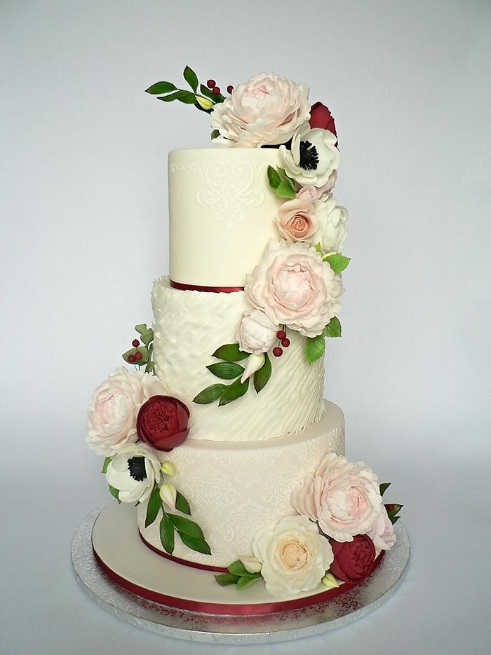 P&R Wedding Cake (peony and roses)