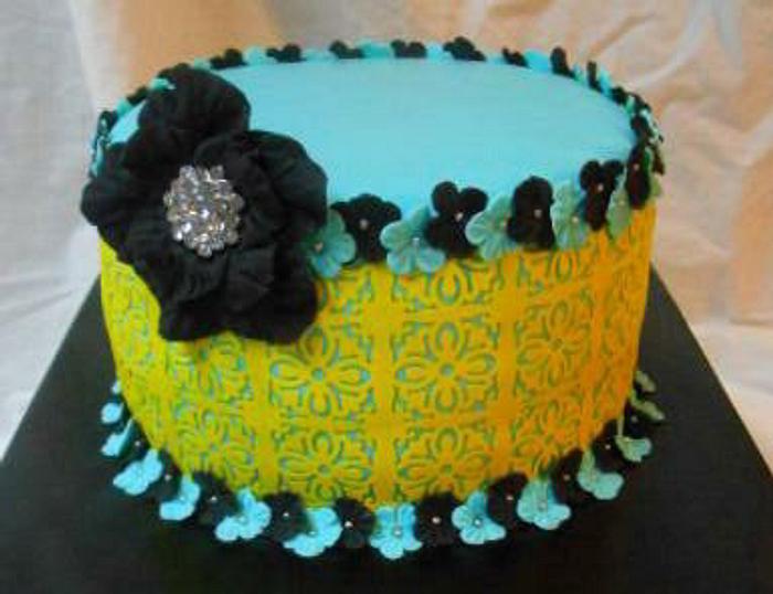 blue yellow yellow cake