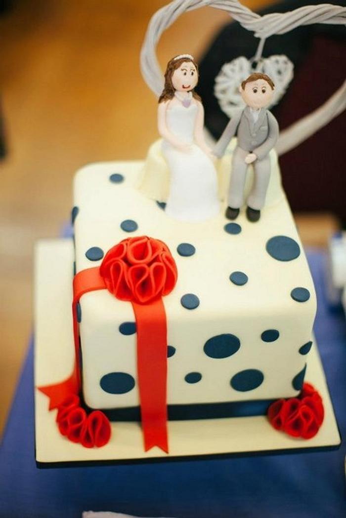 Cube wedding cake