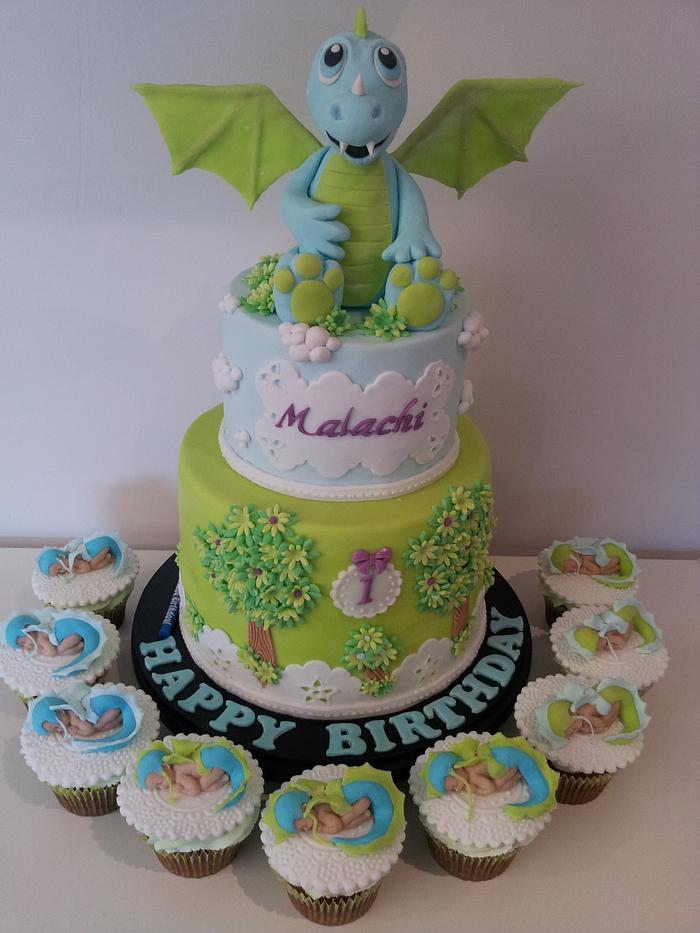 Baby dinosaur cake 