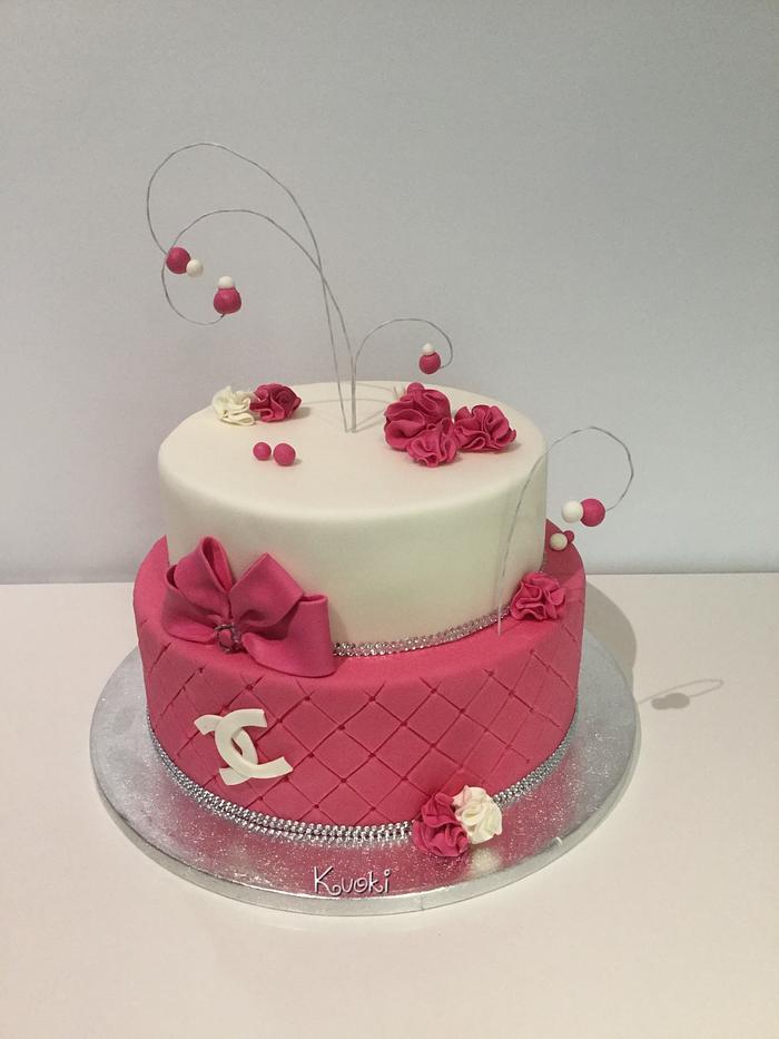 Chanel cake 