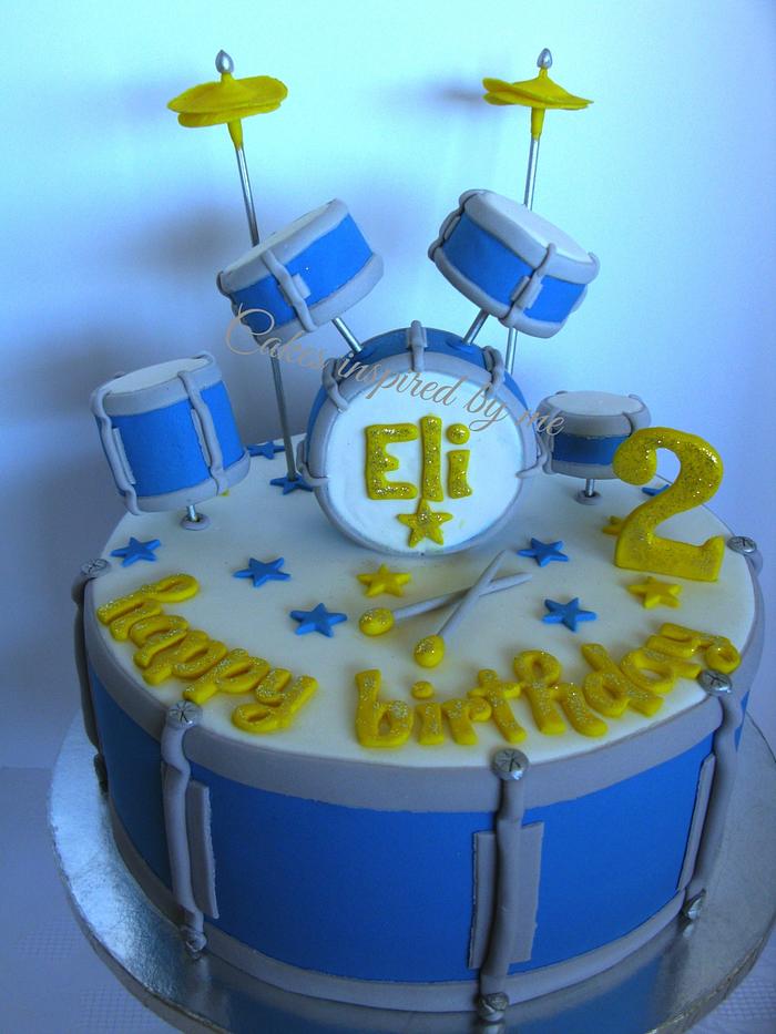 little drum set cake