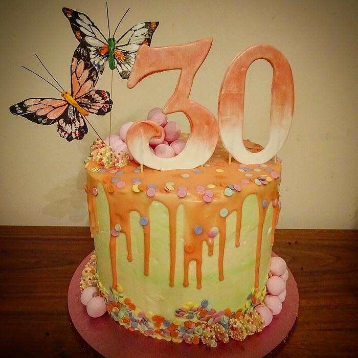 30th drip cake