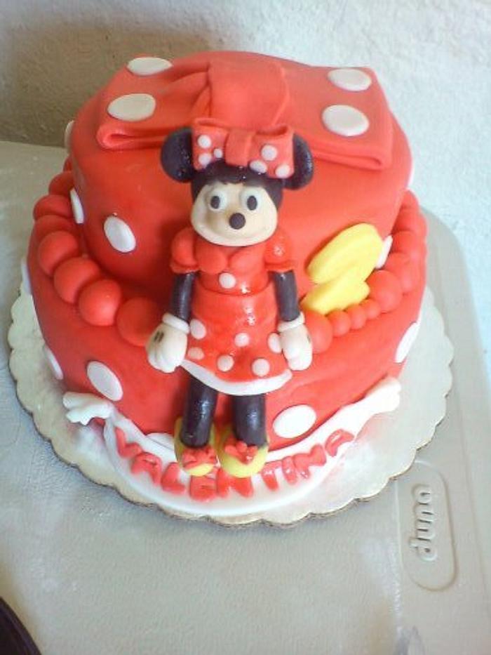 minnies mouse dots cake