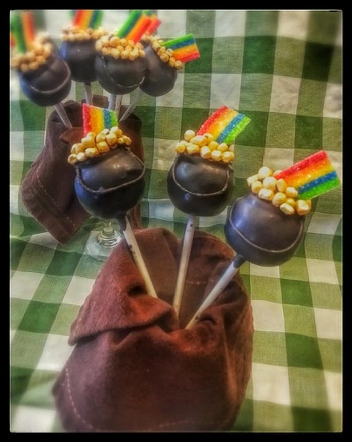 End of the rainbow put of gold cake pops!