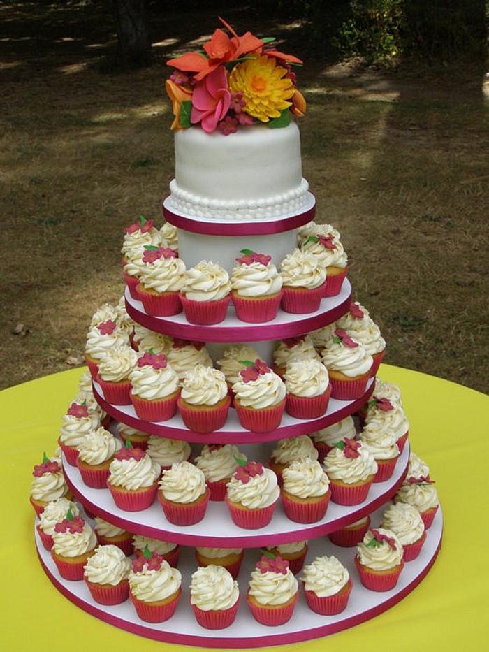 Hawaiian Themed Wedding Cake/Cupcakes