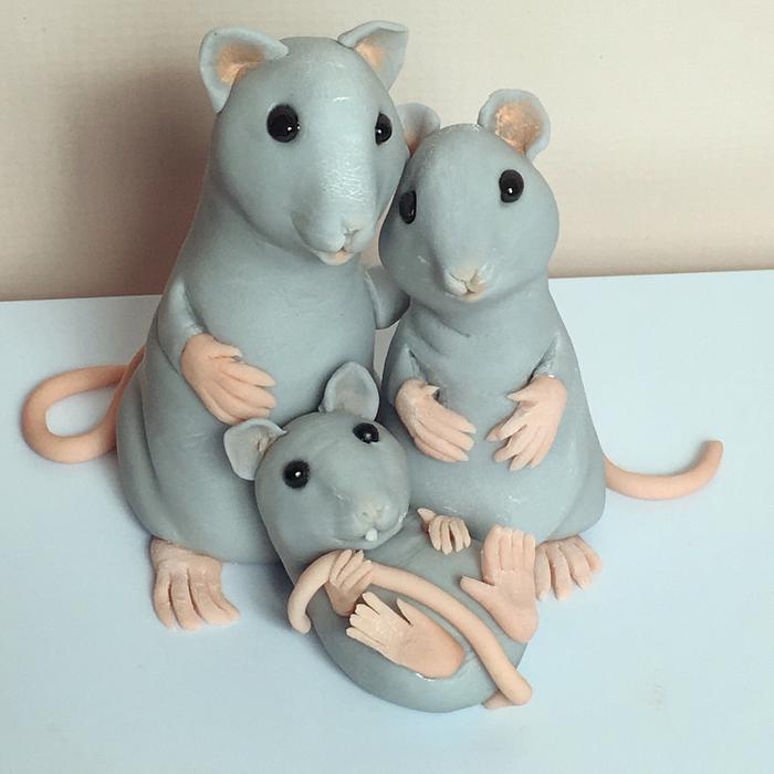 Caketopper mouse family 