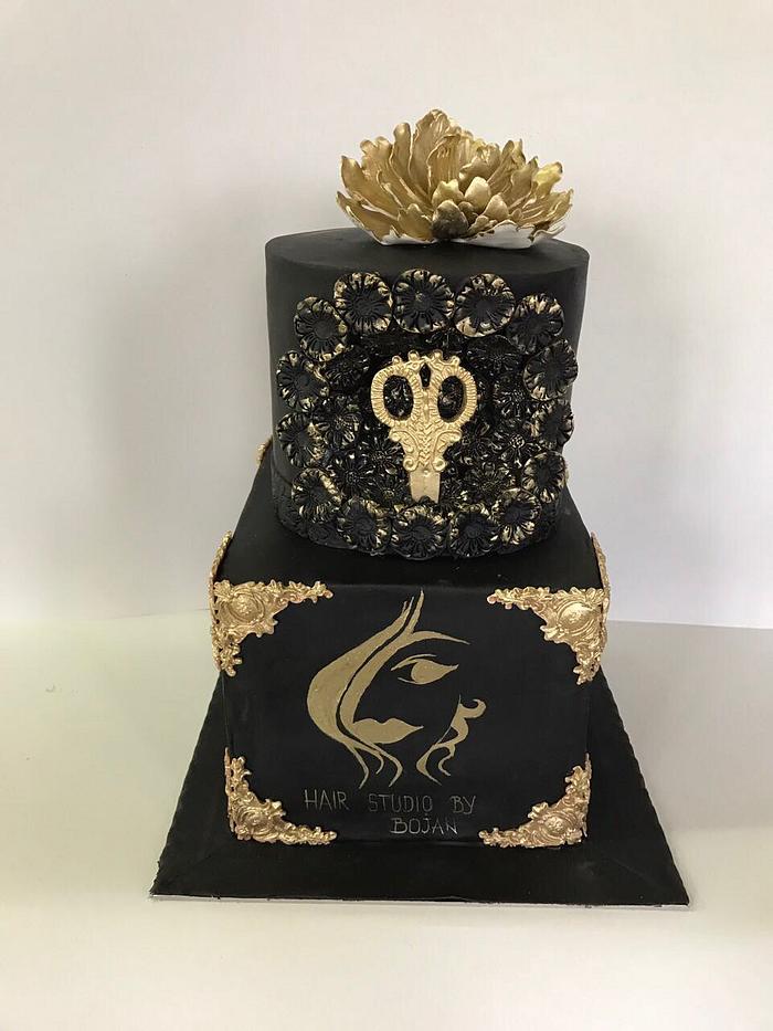 Elegant black&gold cake