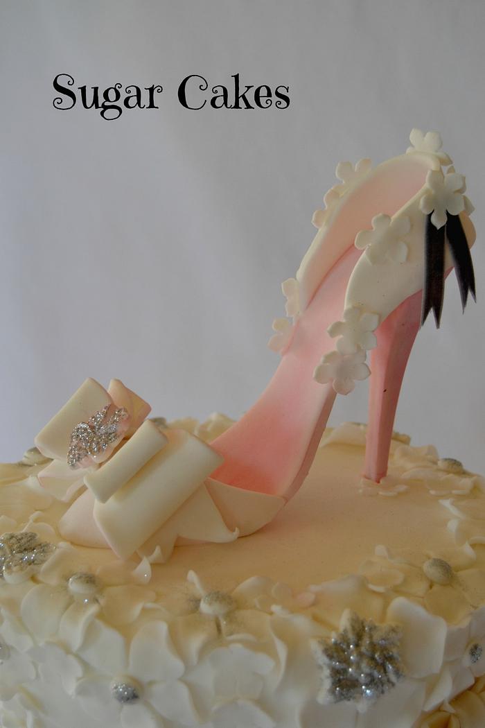 Soft Petals Wedding Cake