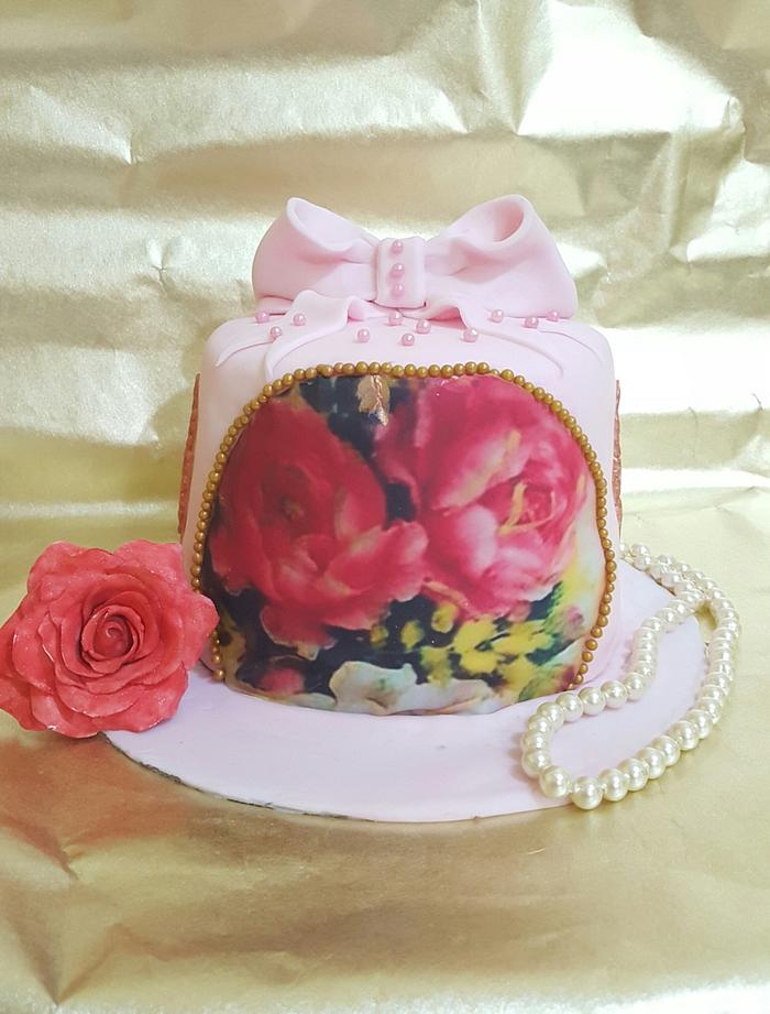 Pink ribbon cake 