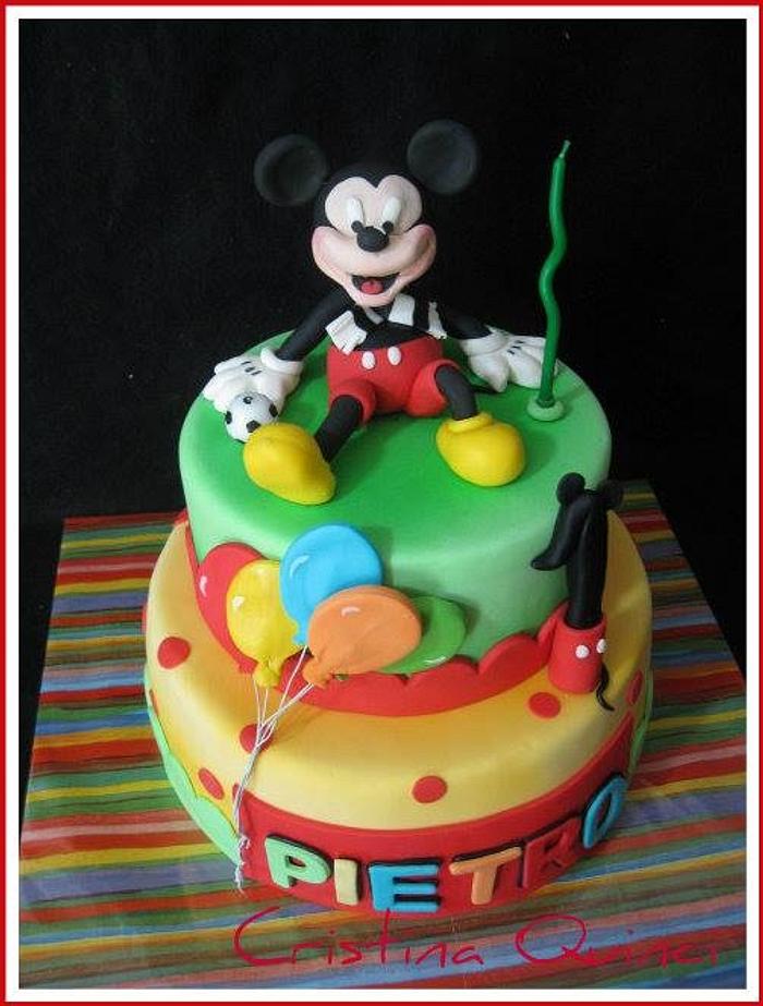 Mickey mouse cake