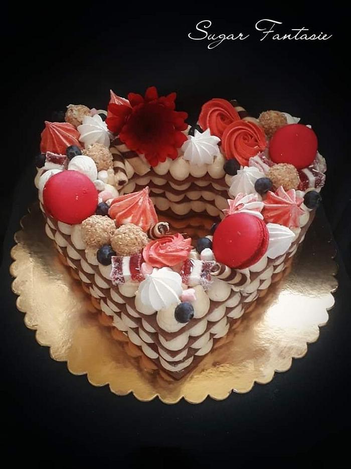 Romantic red tart cake