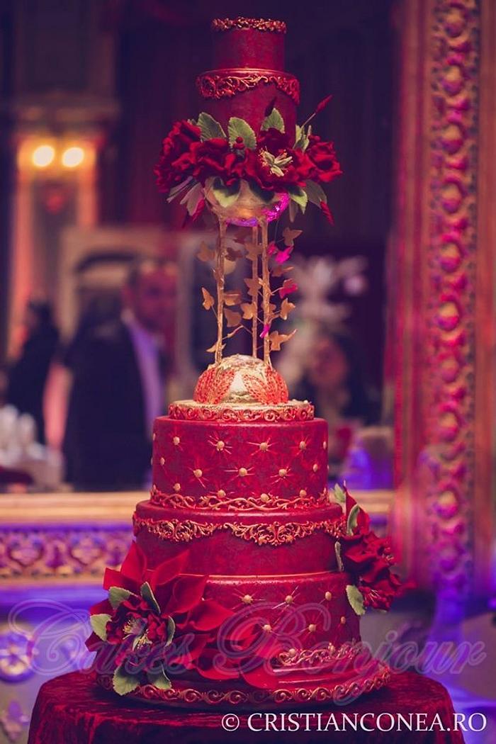 Elegant wedding cake!