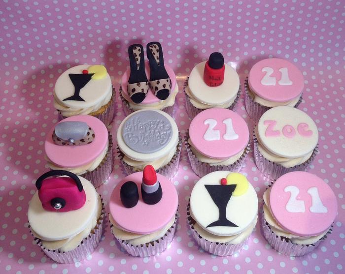 Girly themed cupcakes 