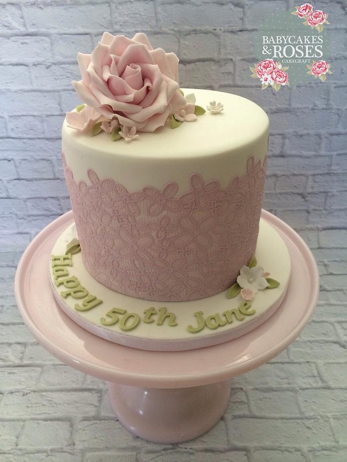 Pale Pink Cake Lace & Sugar Rose Cake