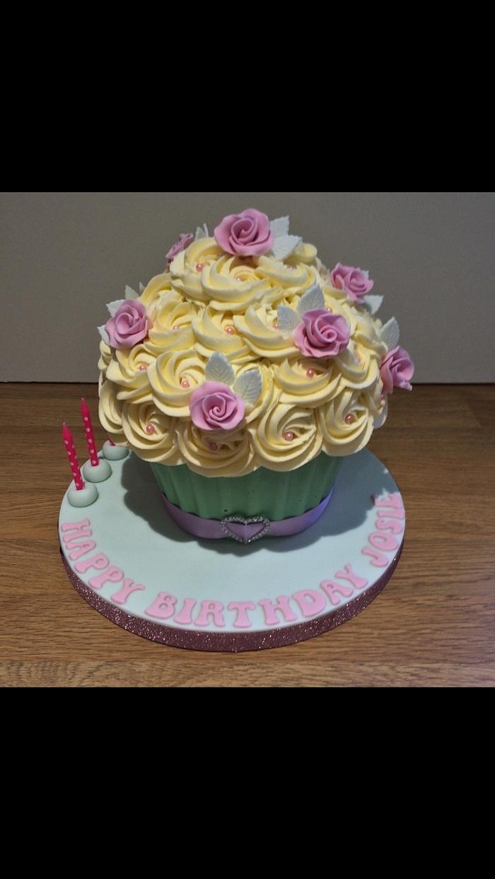 Beautiful Rose Giant Cupcake