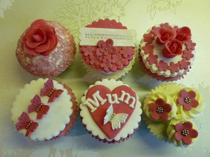 Special Mum Cupcakes