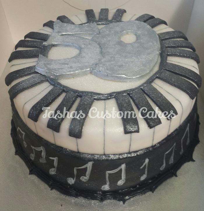 Jazz piano cake