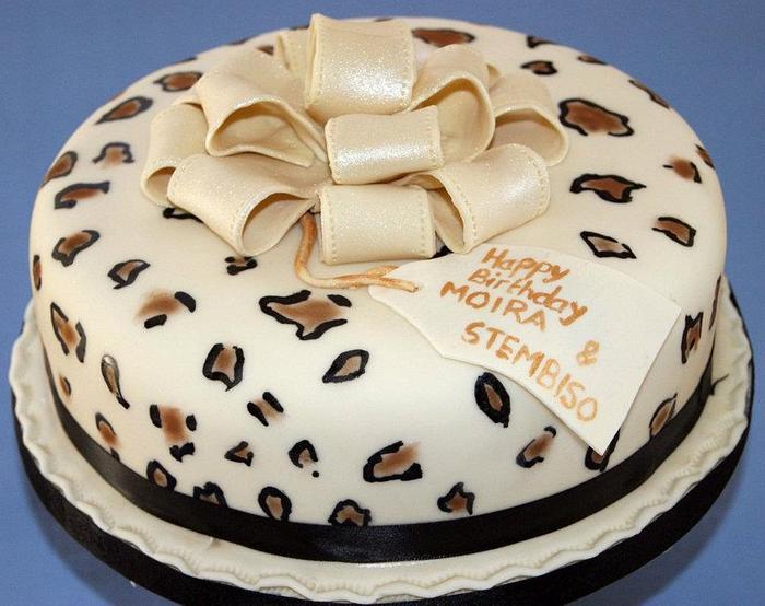 Leopard Print Cake