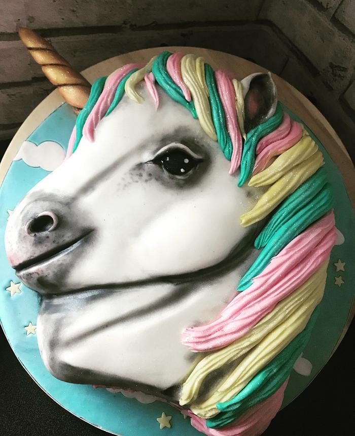 Magical unicorn cake