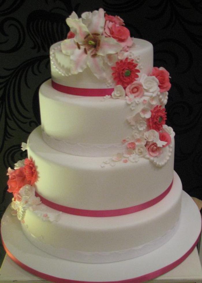 pink and white floral wedding cake