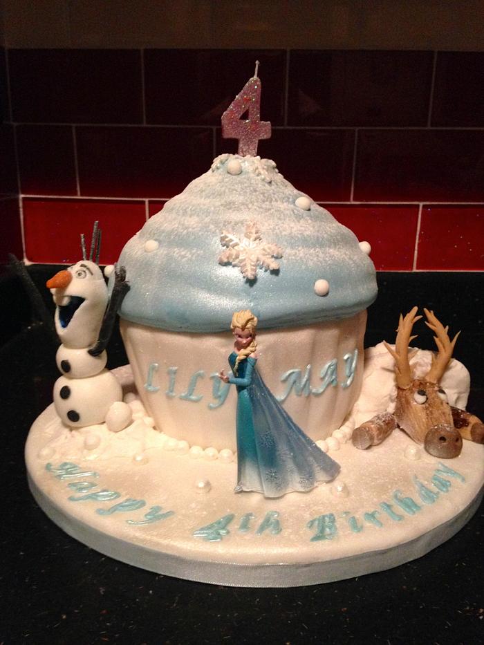 Frozen Giant Cupcake with characters