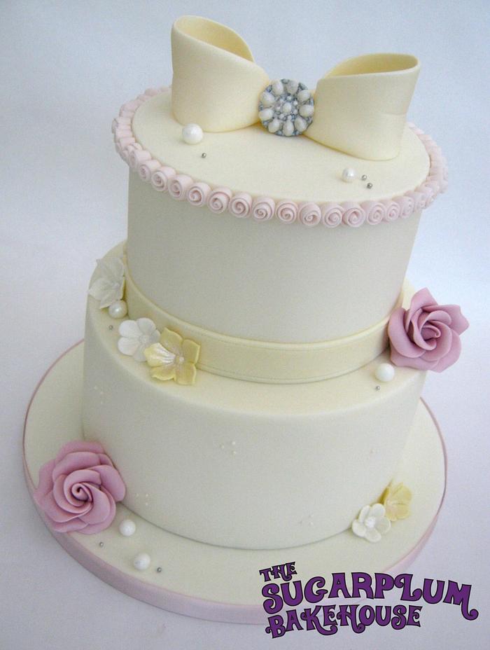 Vintage Inspired Cream & Dusky Pink Wedding Cake