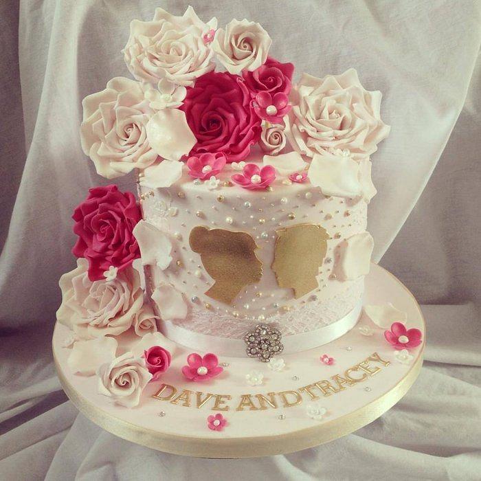 Vintage roses anniversary cake
