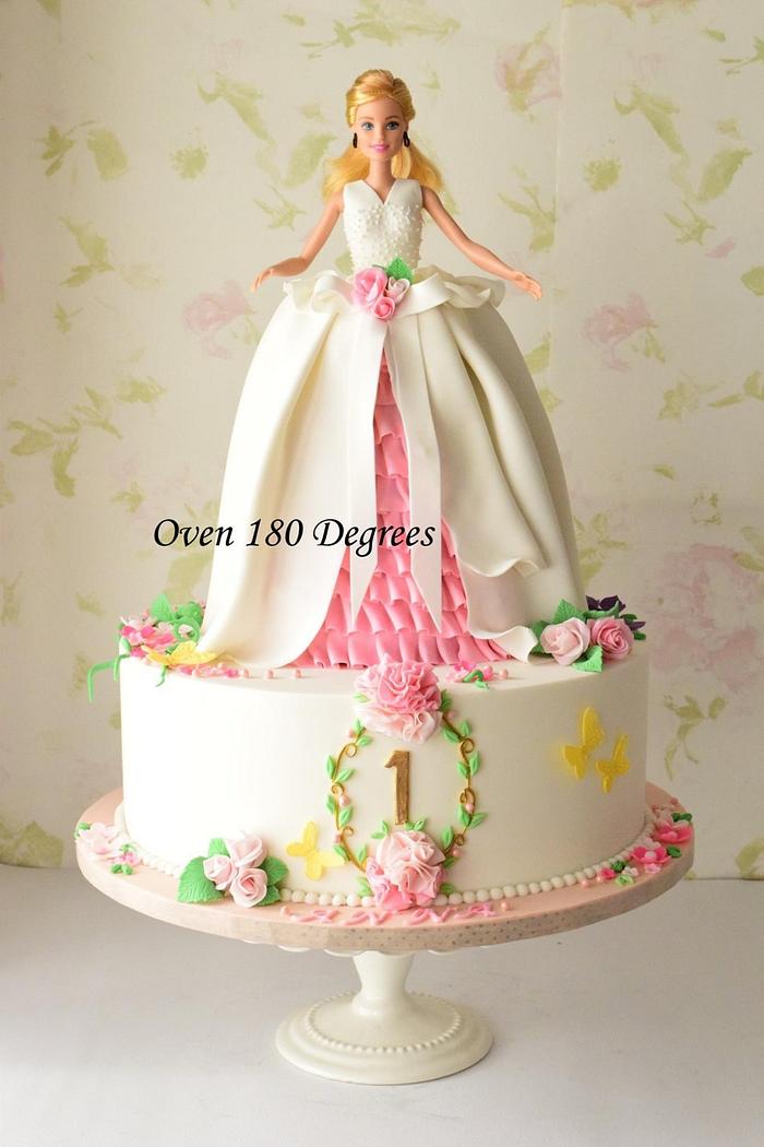 Barbie Doll Cake | Barbie doll cakes, Doll cake, Disney princess cake