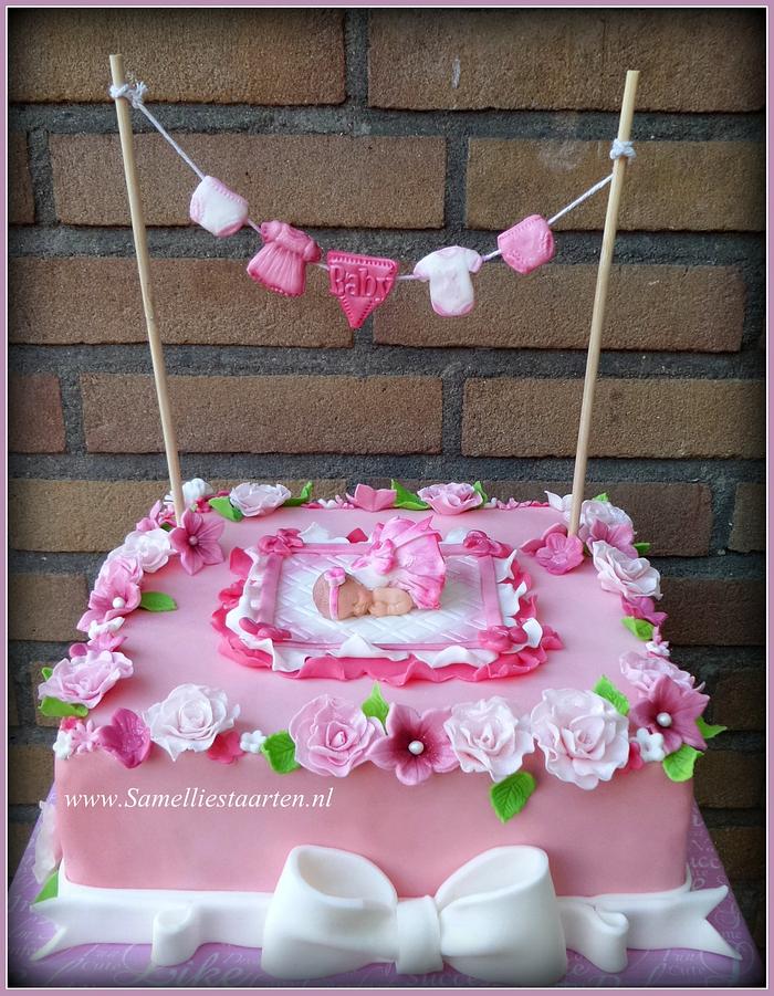 Cute pink Babyshower cake
