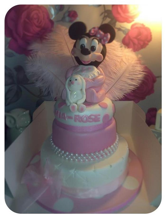 Another baby minnie mouse cake :)