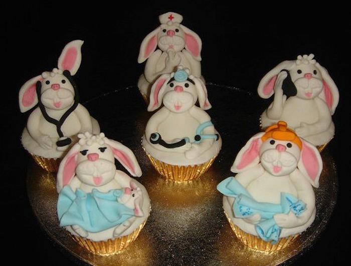 It's Just A Yummy Job....... Working Bunny Easter Cupcakes