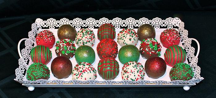 Christmas Cake Balls 