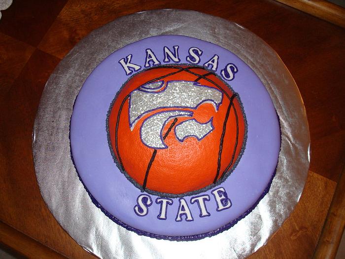 K-State Basketball Cake