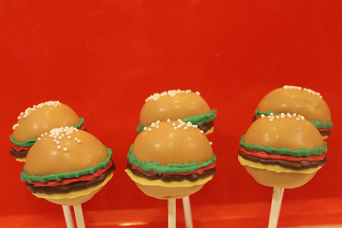 hamburger cakepops