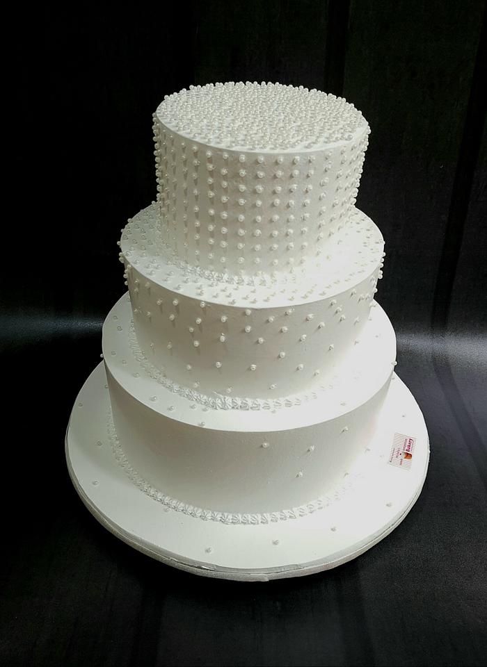 Ivory Pearls Buttercream Cake | Weddings