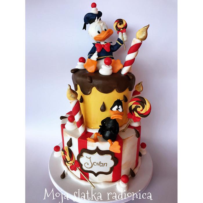 Donald Duck cake