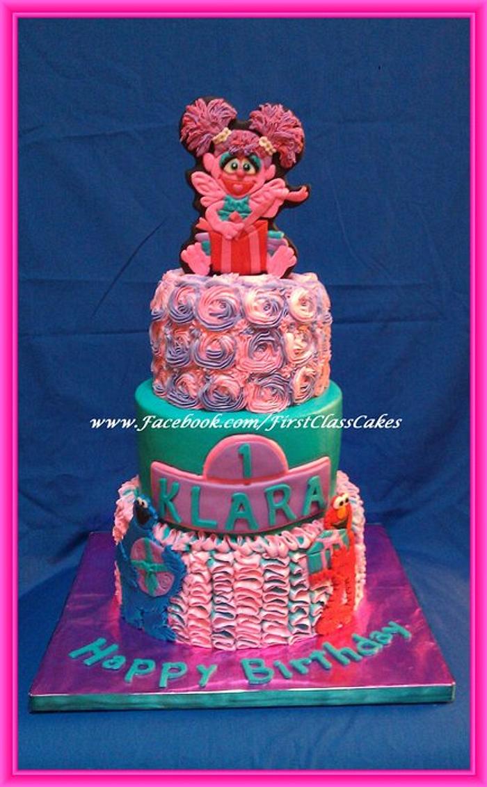 Abby Cadabby cake | Candy birthday party, First birthday cake topper, First  birthday cakes