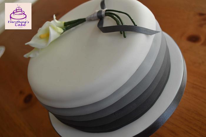Wedding cake for cupcake tower