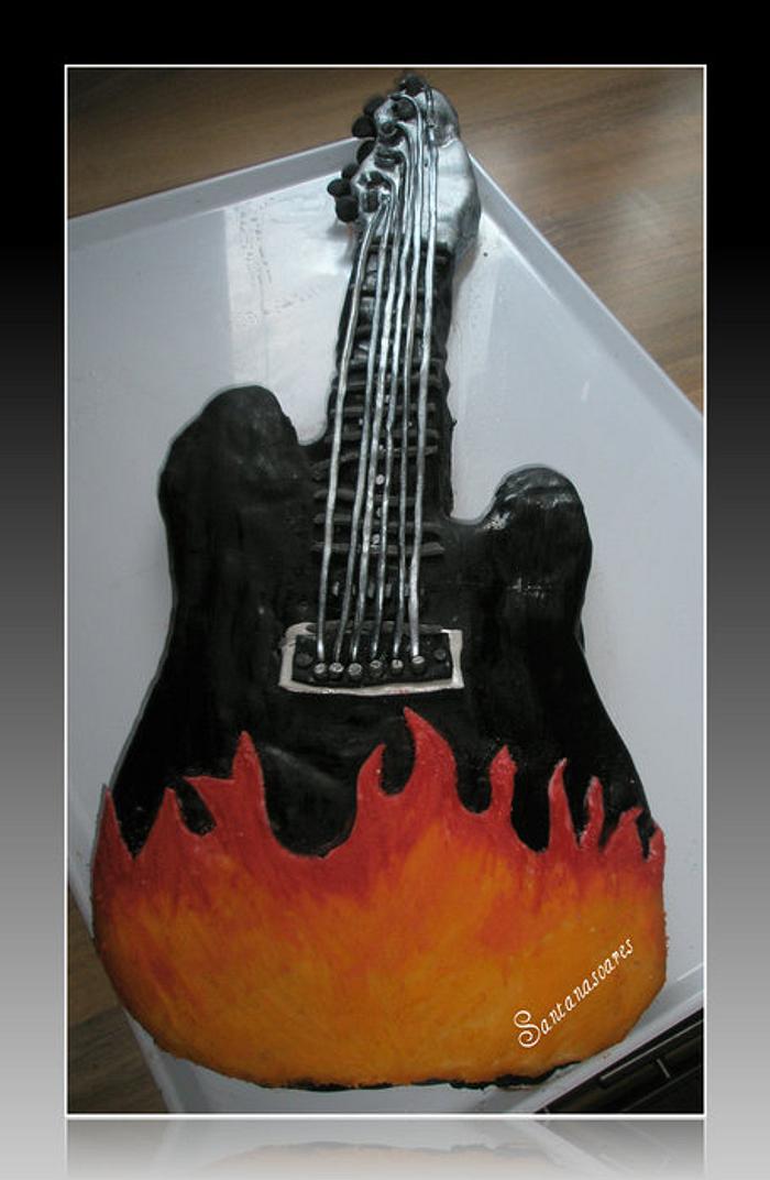 drum and guitar cake
