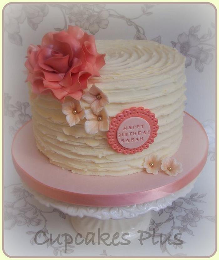 Vintage Rose ridged buttercream cake